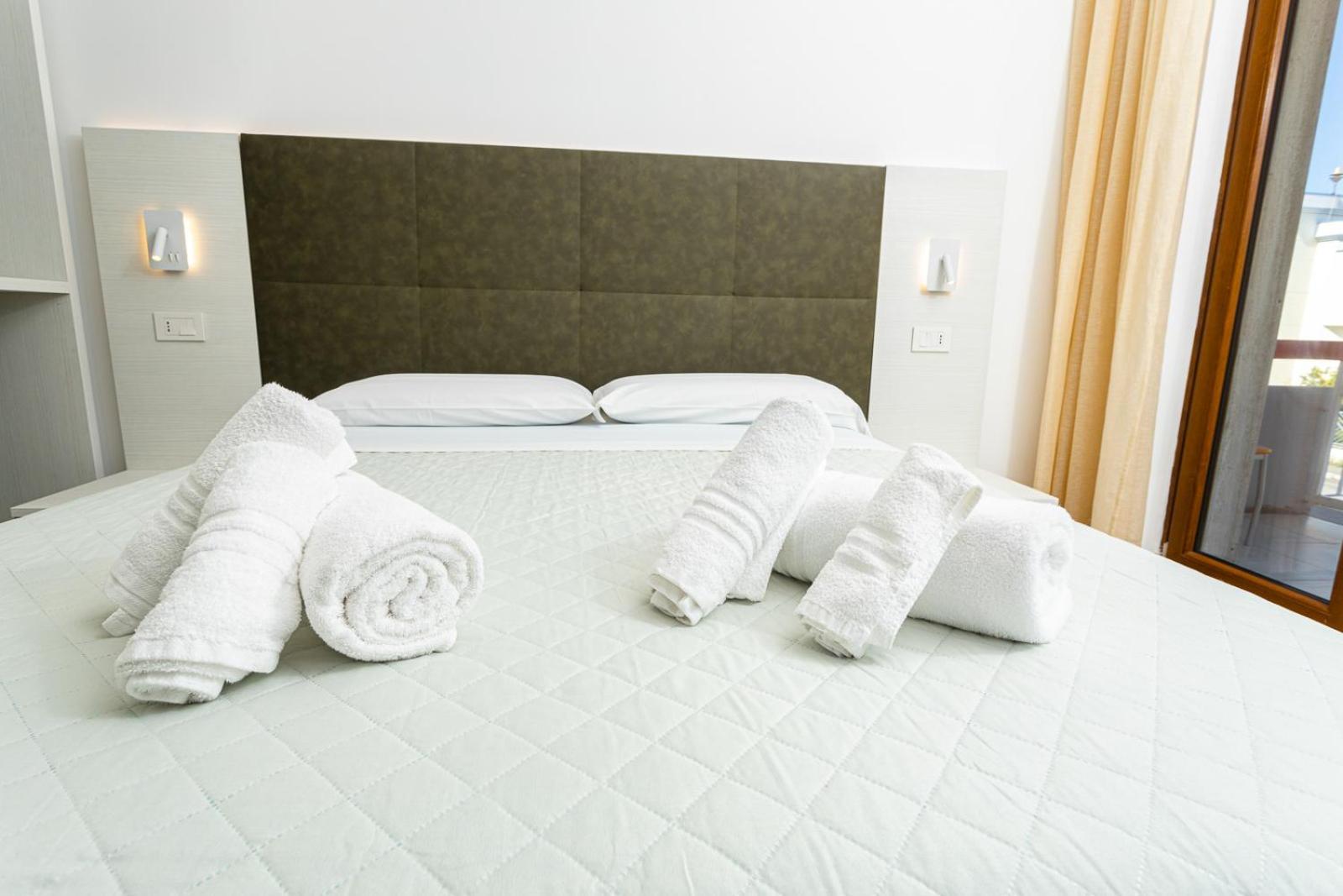Gallo'S City Rooms Термолі Екстер'єр фото